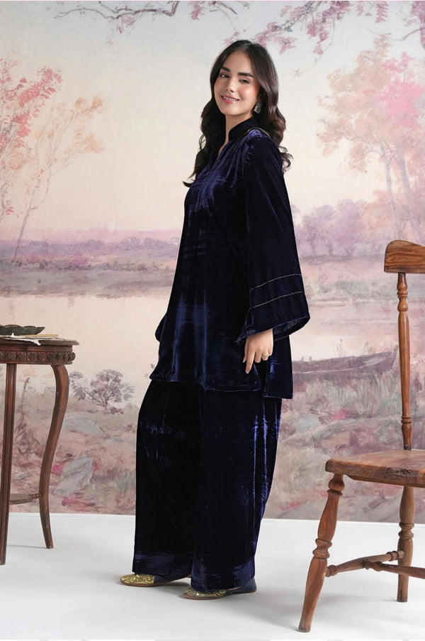 Noir Frost Ice Velvet Salwar Set