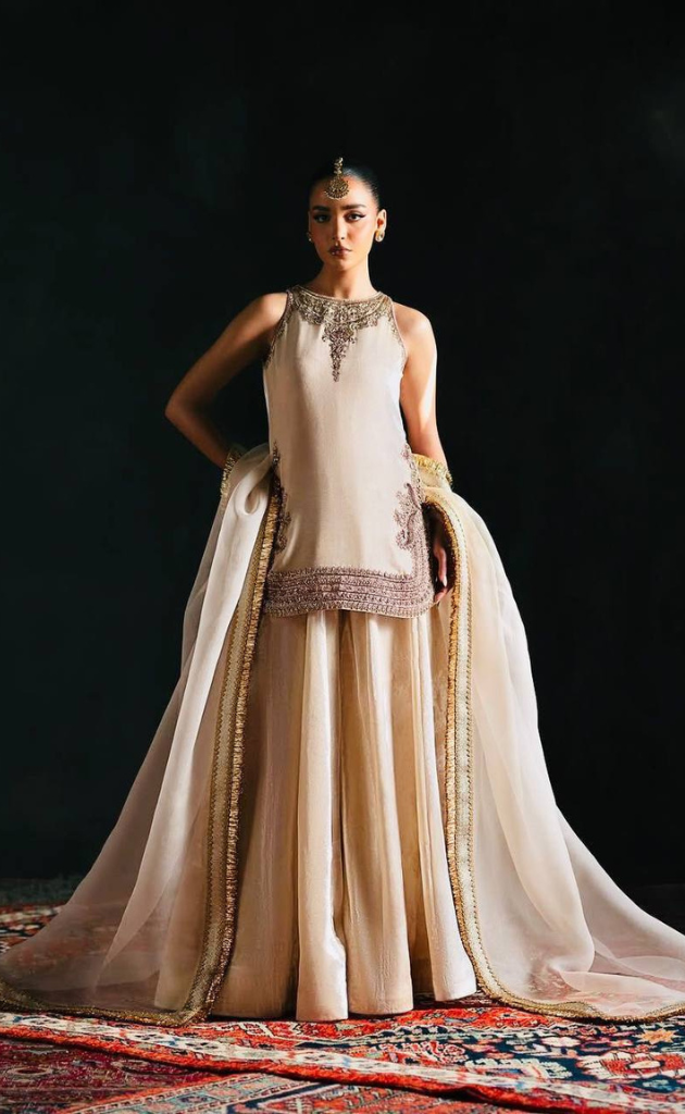 Chine Royale Velvet Set