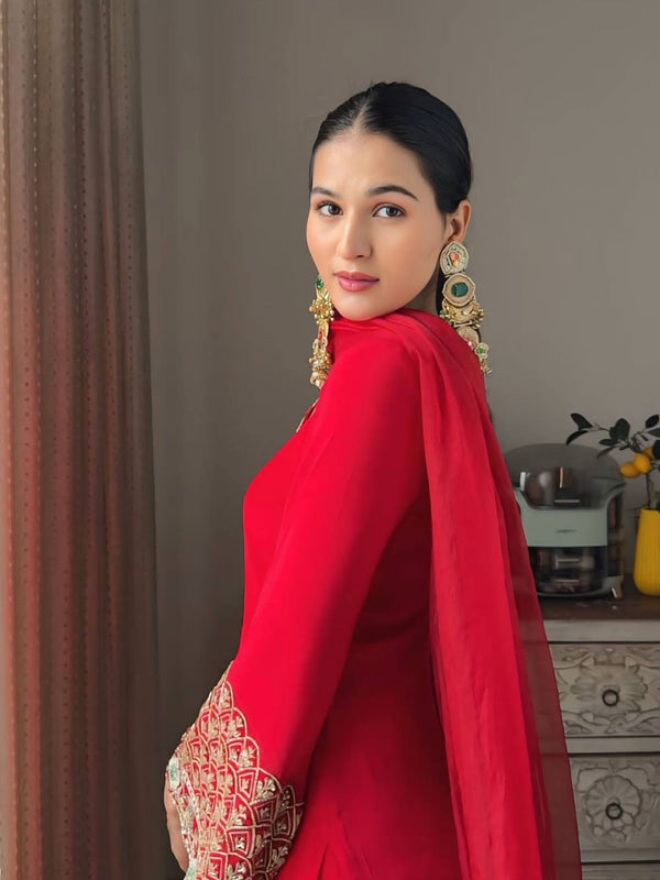 Ruby Glow Farshi Set