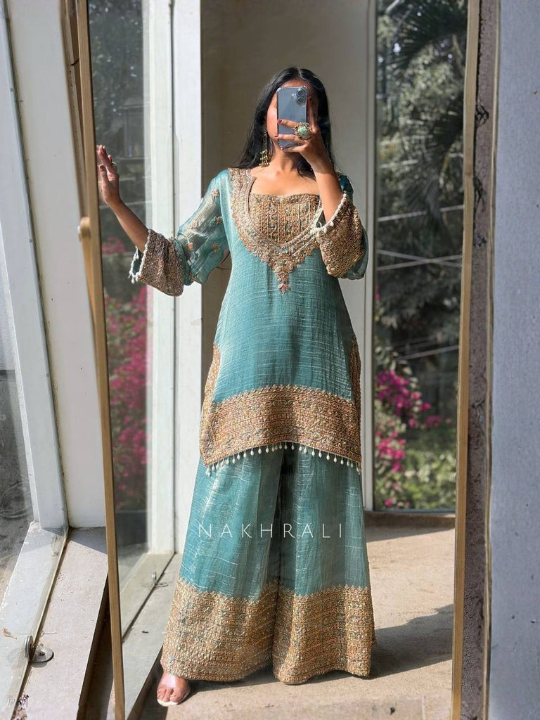 Nakhrali Suit Set